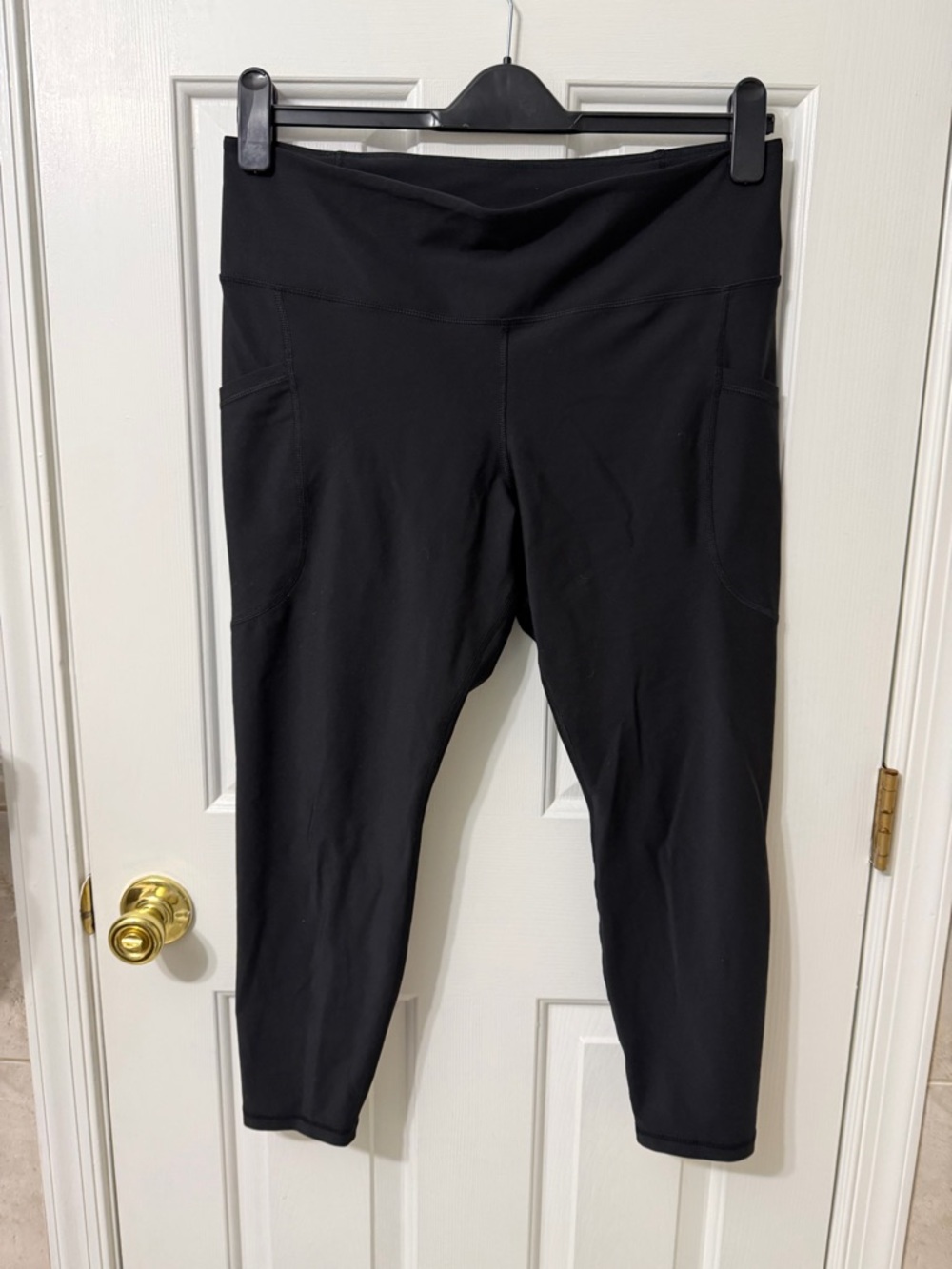 Old Navy Black High-Rise PowerSoft Pocket Leggings